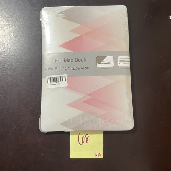 MacBook New Pro 13” pink mountains shell - Picture 3 of 3